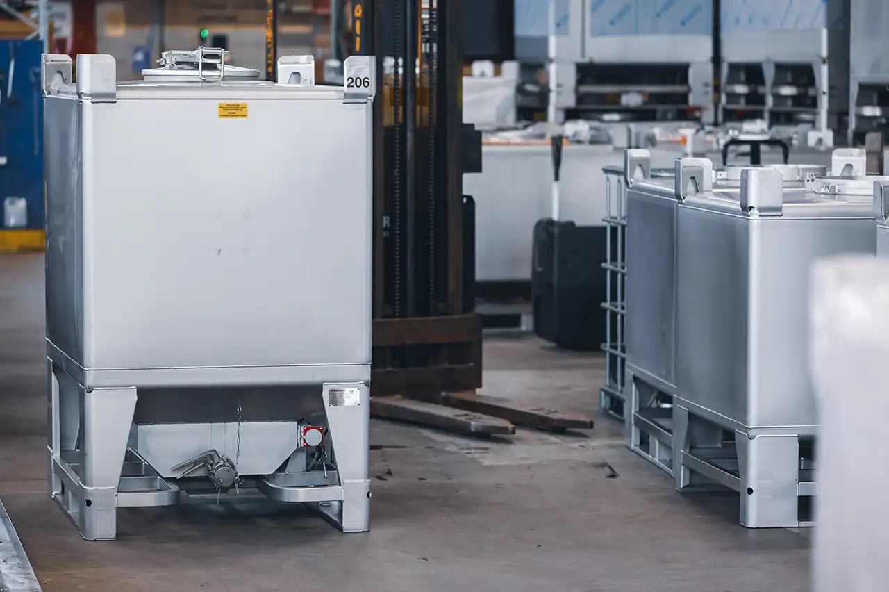 Finncont IBC containers at the factory