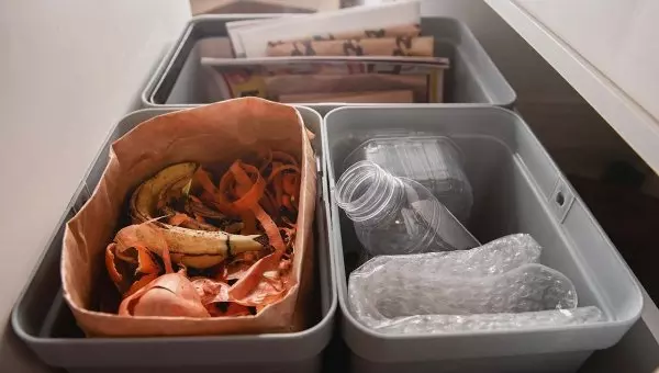 Lajittelematon biojäte pilaa kierrätyskelpoisen sekajätteen