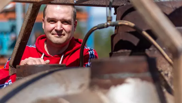 Pauli Raiskinmäki, kehitys- ja laatuinsinööri, "muodon vuoksi"